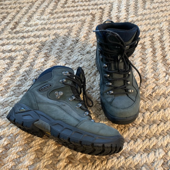 lowa men's renegade gtx mid walking boots
